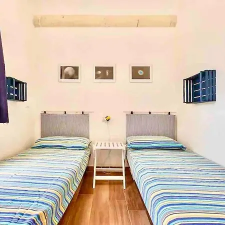 Castello Con Piscinavista Mare+campo Da Tennis 빌라